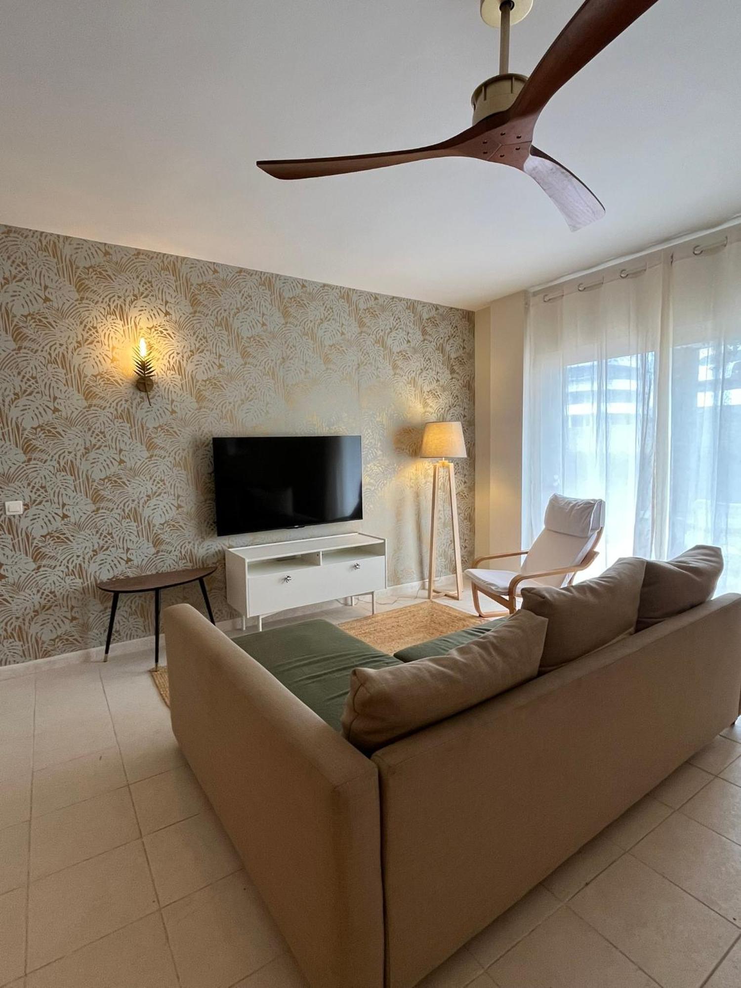 Reserva Del Higueron Boutique Apartments Фуeнхирола Екстериор снимка
