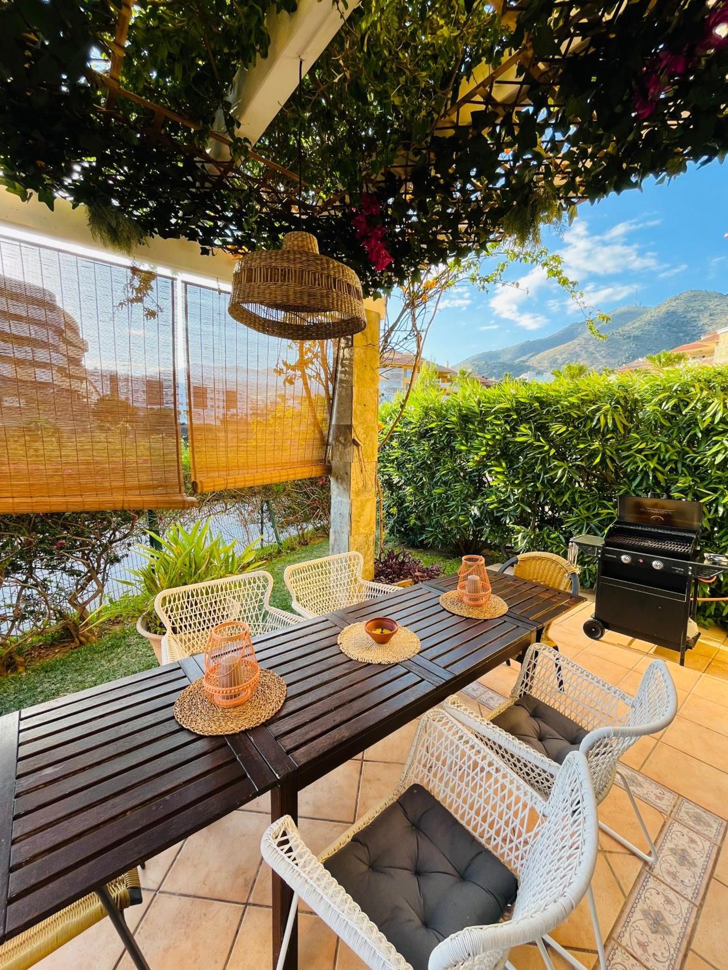 Reserva Del Higueron Boutique Apartments Фуeнхирола Екстериор снимка